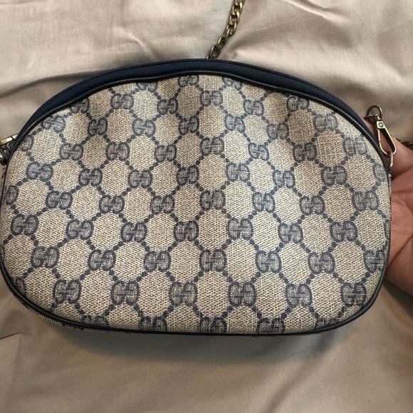 Gucci crossbody - Picture 3 of 6